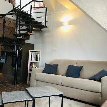 Apartment Horec With Parking In The Garage *