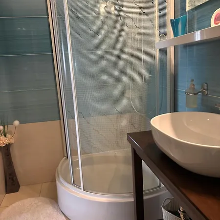 Horec With Parking In The Garage Apartment Donovaly