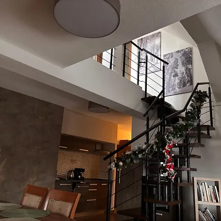 Apartment Horec With Parking In The Garage