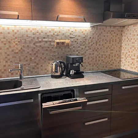 아파트 Horec With Parking In The Garage *