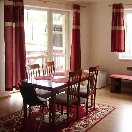 Horec With Parking In The Garage