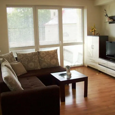 Horec With Parking In The Garage